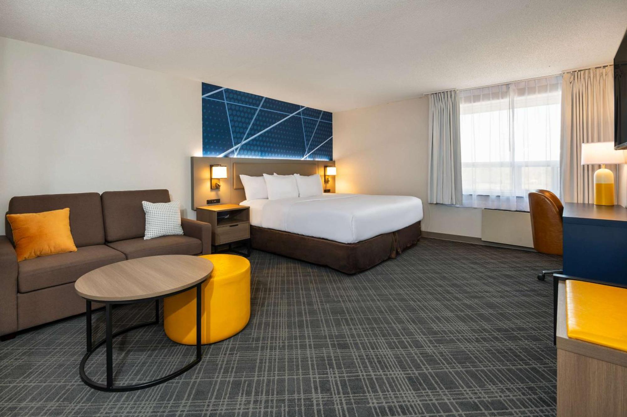 Comfort Inn & Suites Barrie Buitenkant foto