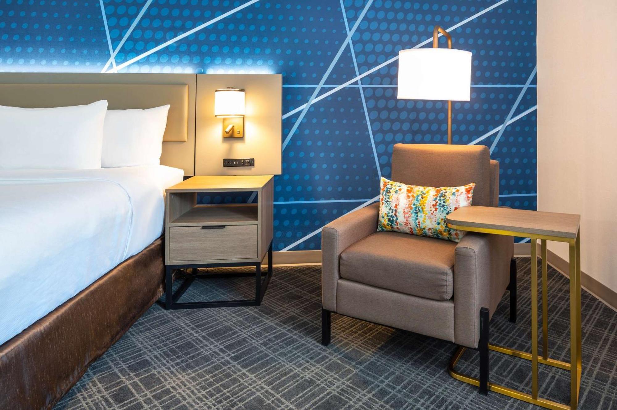 Comfort Inn & Suites Barrie Buitenkant foto