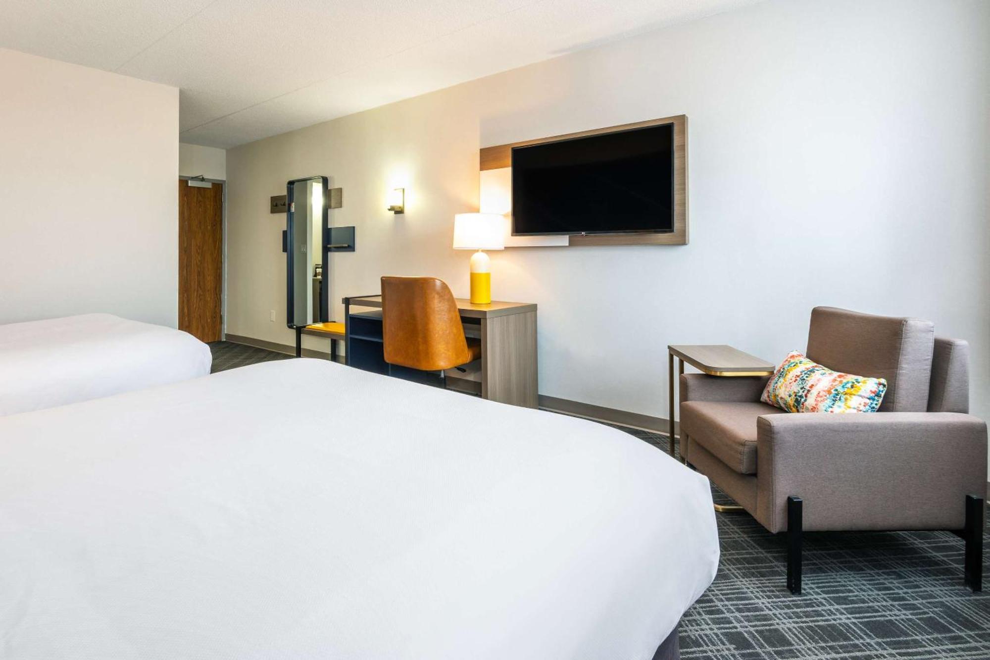 Comfort Inn & Suites Barrie Buitenkant foto