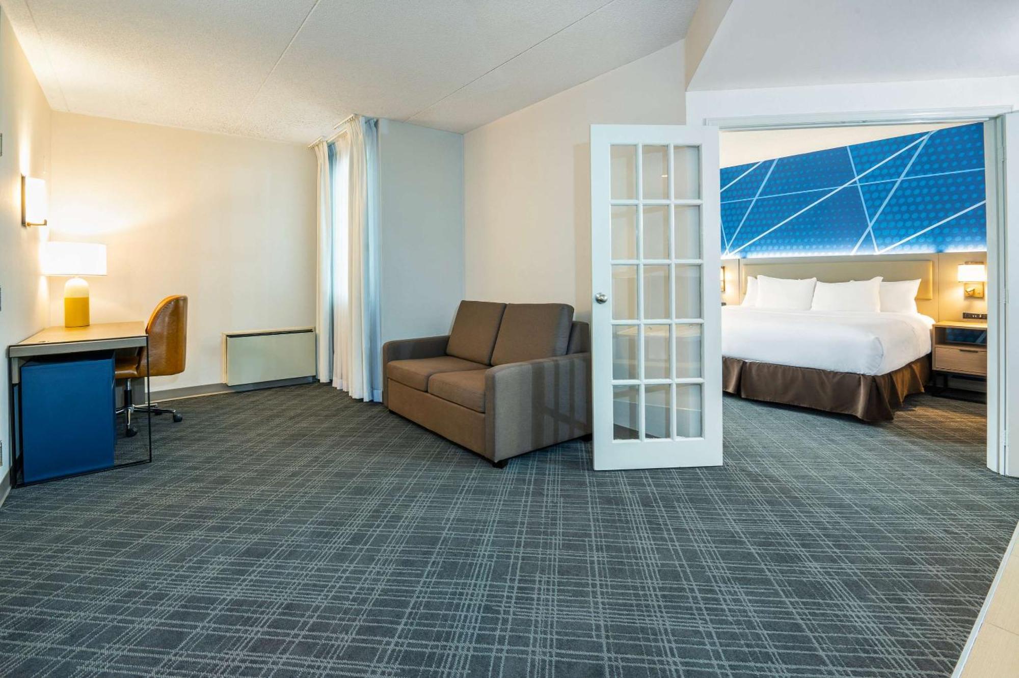 Comfort Inn & Suites Barrie Buitenkant foto