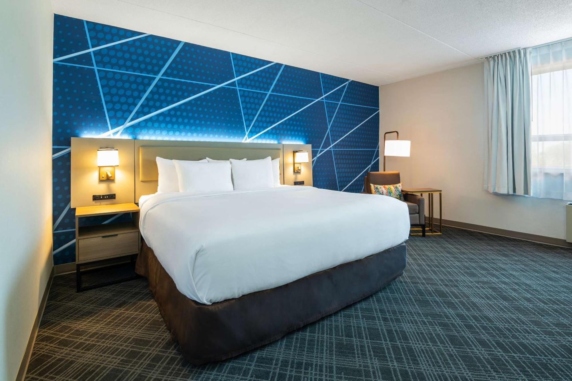 Comfort Inn & Suites Barrie Buitenkant foto